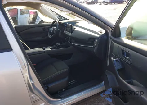 2024 Nissan Rogue S Fwd z USA, uszkodzony, nr VIN 5N1BT3AA6RC761440